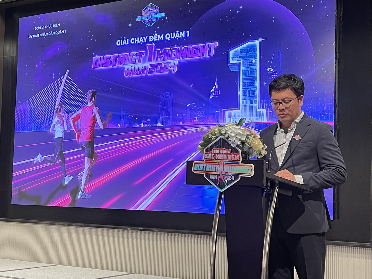 Giải chạy bộ đêm kết nối thể thao, du lịch và phát triển kinh tế TPHCM