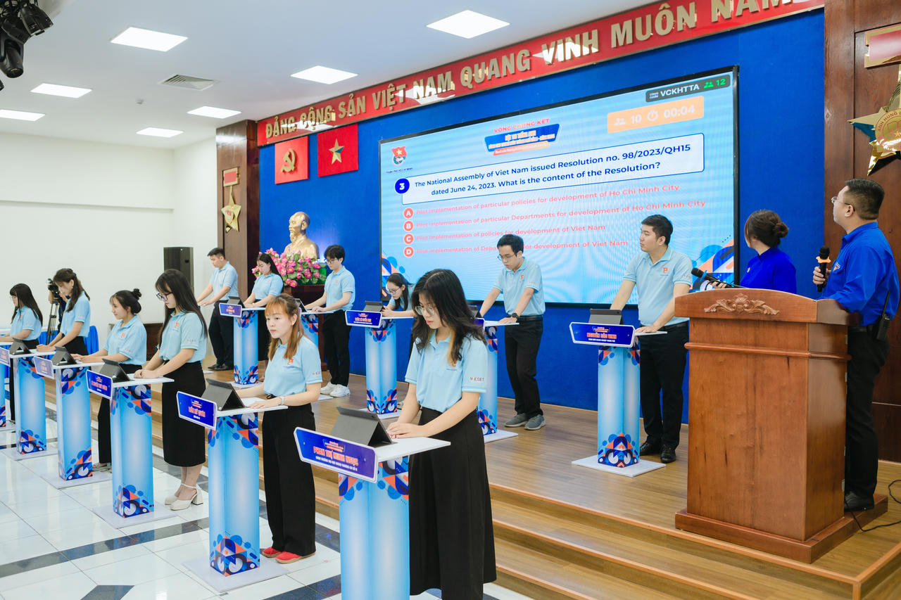 Trao hơn 200 suất học bổng tiếng Anh cho Đoàn viên, thanh niên tại TP HCM