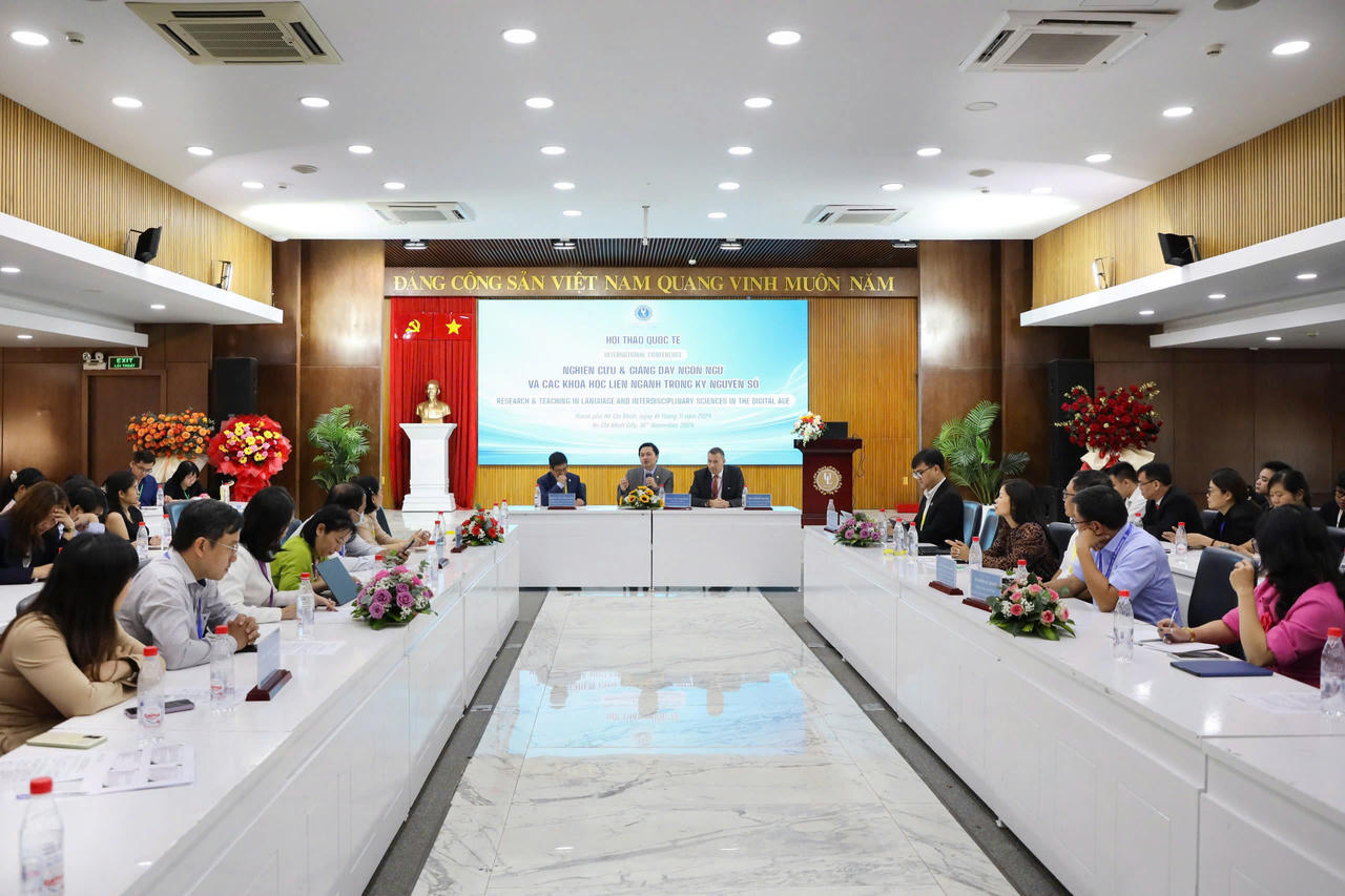 Đẩy mạnh nghiên cứu, giảng dạy ngôn ngữ và các khoa học liên ngành trong kỷ nguyên số