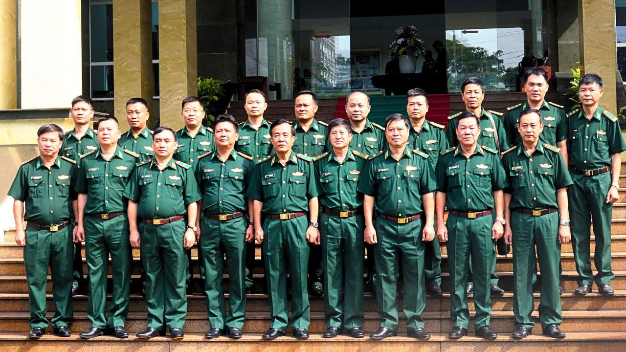 Bộ Tư lệnh BĐBP trao thưởng thành tích trong 2 chuyên án đấu tranh chống tội phạm ma túy