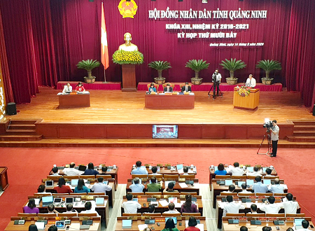 Bí thư Quảng Ninh yêu cầu "tập trung trí tuệ để quyết nghị những vấn đề đi vào cuộc sống"