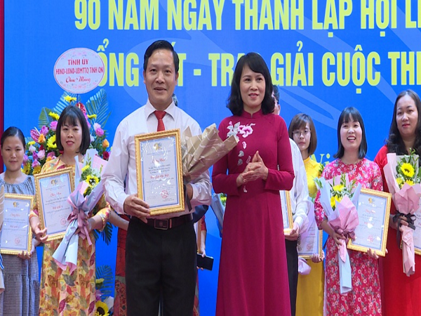 Hội Liên hiệp phụ nữ tỉnh Quảng Ninh: Hàng năm duy trì trên 1.400 tỷ đồng vốn tín chấp cho phụ nữ vay phát triển kinh tế