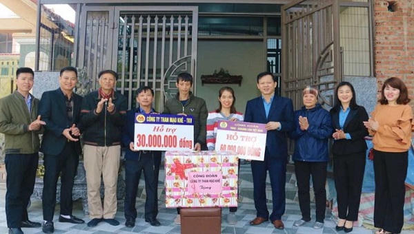 Chăm lo Tết cho người lao động ngành Than 