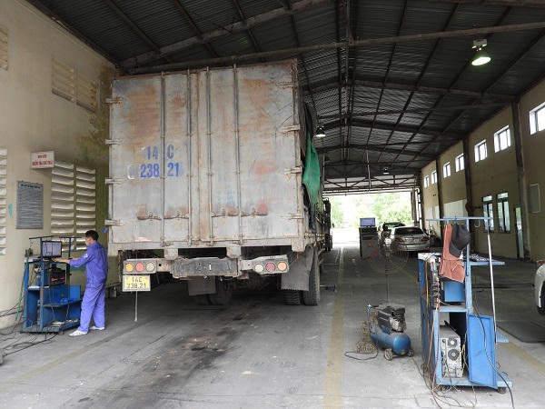 Tài xế Quảng Ninh đồng tình với quy định mới về đăng kiểm xe cơ giới