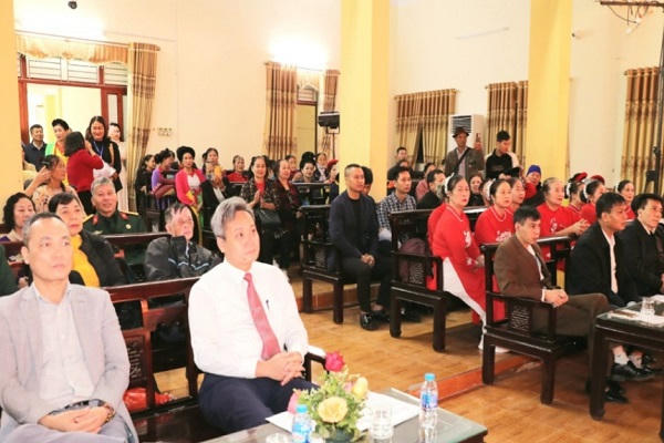 Hưng Yên tổ chức Liên hoan tiếng hát khu dân cư và Khai mạc hội thi giọng hát Chèo không chuyên