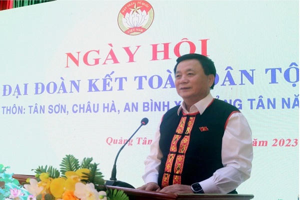 Chủ tịch Hội đồng lý luận Trung ương dự Ngày hội Đại đoàn kết tại Quảng Ninh