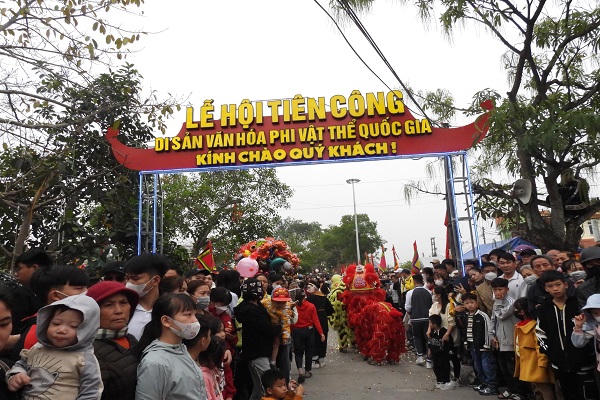 Độc đáo tại Lễ hội Tiên Công