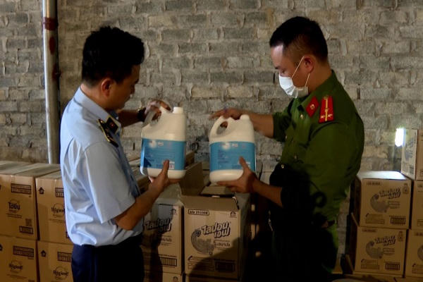 Công an Hưng Yên 'mạnh tay' xử lý vi phạm về môi trường