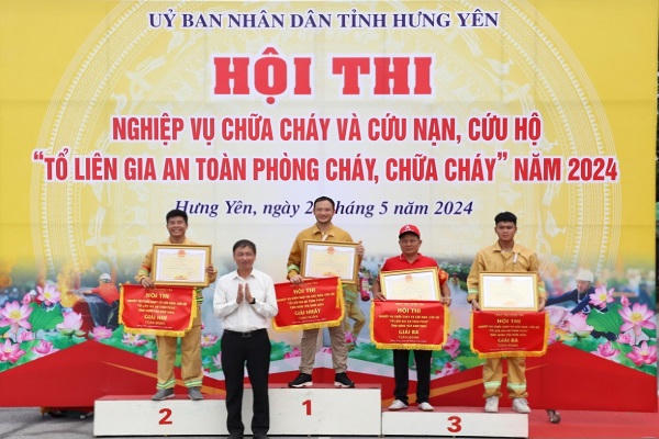Sôi nổi Hội thi nghiệp vụ chữa cháy và cứu nạn, cứu hộ các địa phương