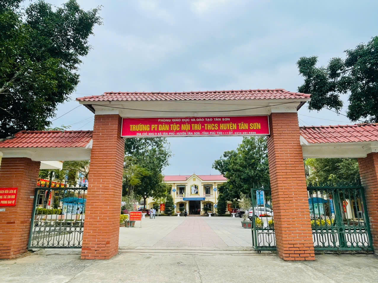 Trường phổ thông dân tộc nội trú THCS huyện Tân Sơn chú trọng công tác phòng cháy, chữa cháy