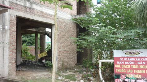 Buốt ruột nhìn hàng trăm biệt thự “ma” xếp lớp phía Tây Thủ đô