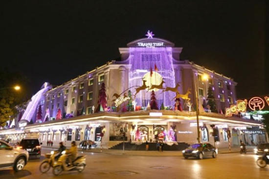 Ngắm Giáng sinh về lung linh trên phố phường Hà Nội