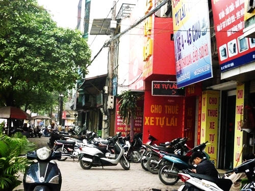 Tết cận kề, cho thuê xe tự lái vào mùa “gặt hái“