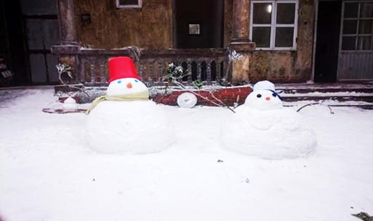 Ngắm miền Bắc ngập chìm trong mưa, tuyết