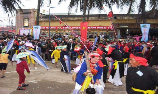 Tháng Giêng du xuân những lễ hội nào?