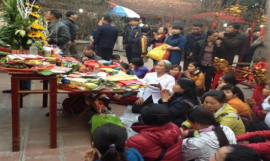 Nam Định: Hàng vạn người chen chân dự lễ khai ấn đền Trần