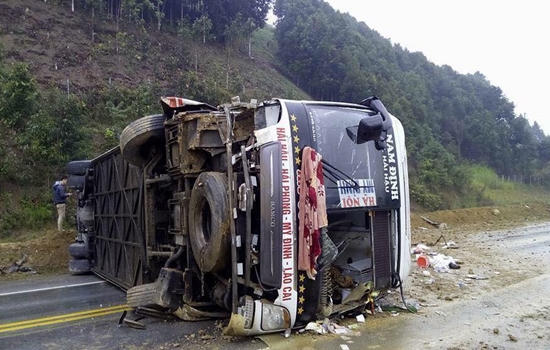 Tai nạn nghiêm trọng trên 'điểm đen' cao tốc Hà Nội - Lào Cai
