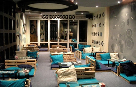 Bí mật đào hát: Nẻo về của những cô gái "dịch vụ"