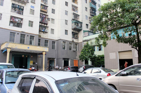 Phấp phỏng sống ở chung cư: Chạy vào đâu nếu... cháy?