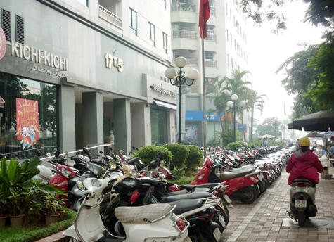 Phấp phỏng sống ở chung cư: Chạy vào đâu nếu... cháy?