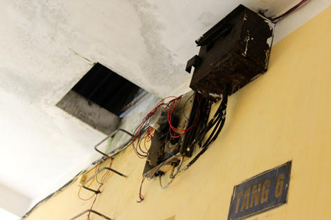 Phấp phỏng sống ở chung cư: Chạy vào đâu nếu... cháy?