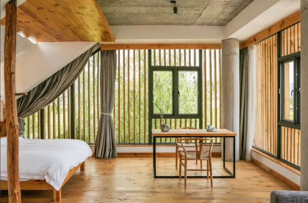 Cảm động 4 anh em góp tiền xây biệt thự 700m2 báo hiếu cha mẹ