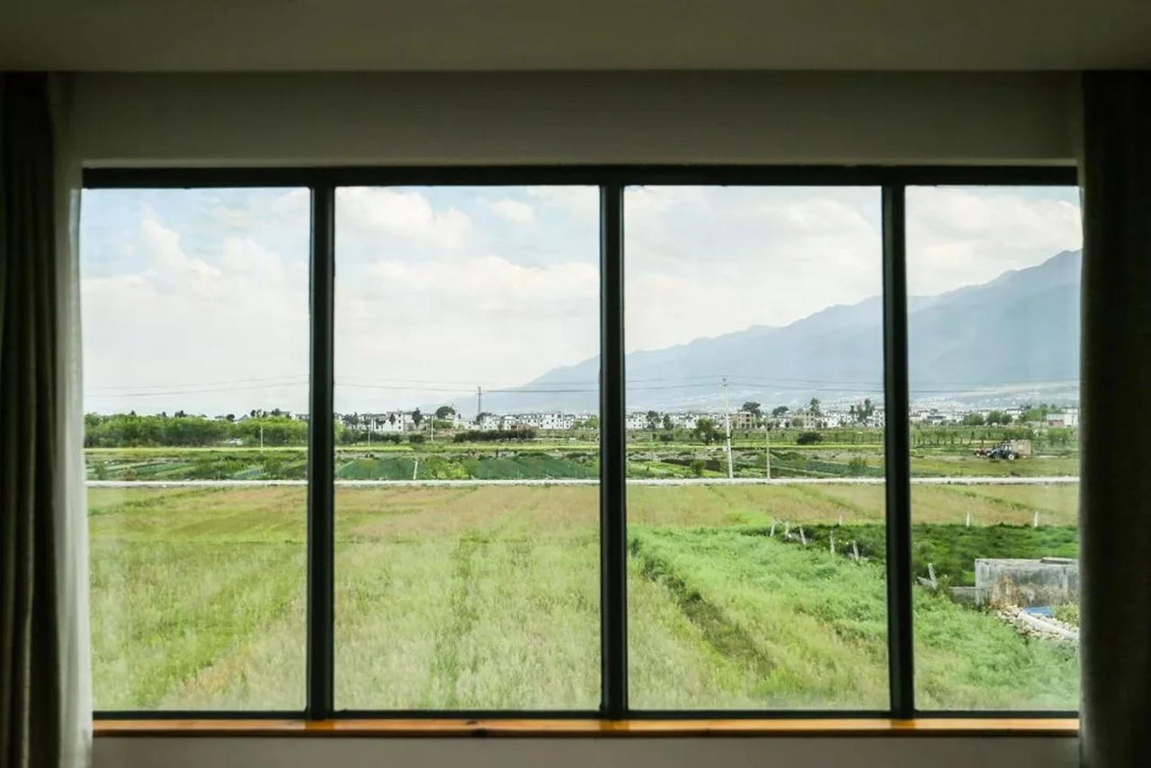 Cảm động 4 anh em góp tiền xây biệt thự 700m2 báo hiếu cha mẹ