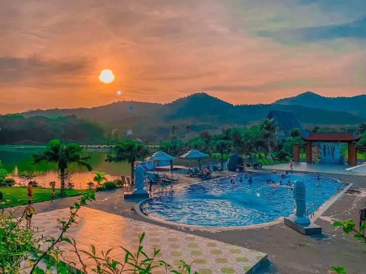 Gợi ý 3 điểm cắm trại đẹp như trong phim gần Hà Nội cho kỳ nghỉ lễ 30/4, 1/5