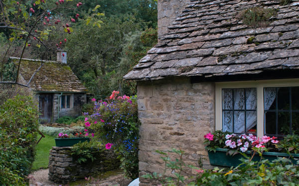 Tham quan làng cổ Bibury - Ngôi làng đẹp nhất nước Anh