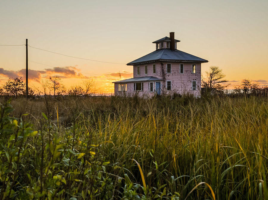 Top 5 ngôi nhà được xây chỉ để chọc giận người khác