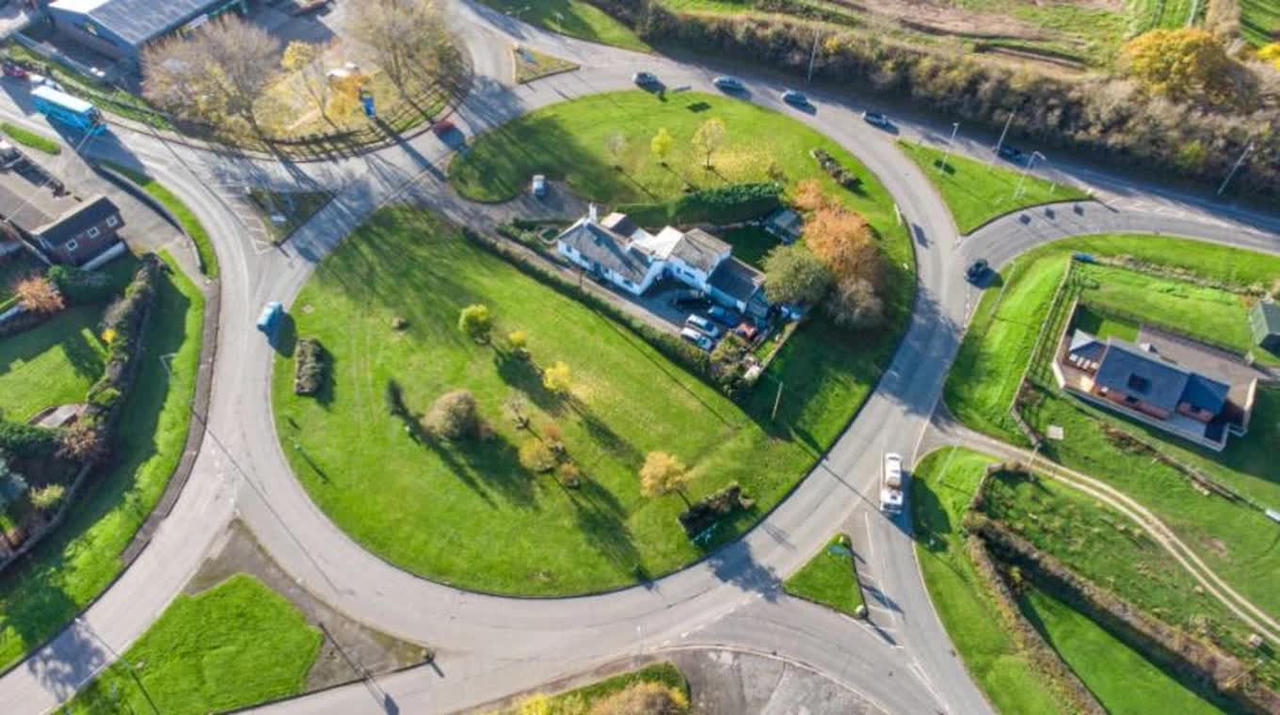 Ngôi nhà “cứng đầu” nhất nước Anh