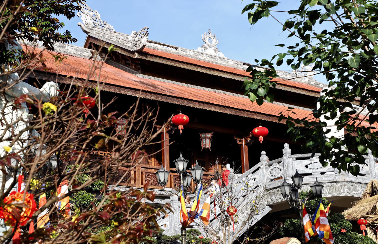 Chiêm ngưỡng Chùa Sắc Tứ Khải Đoan với vẻ đẹp cổ kính say đắm lòng người - Ngôi chùa được phong Sắc tứ cuối cùng ở Việt Nam