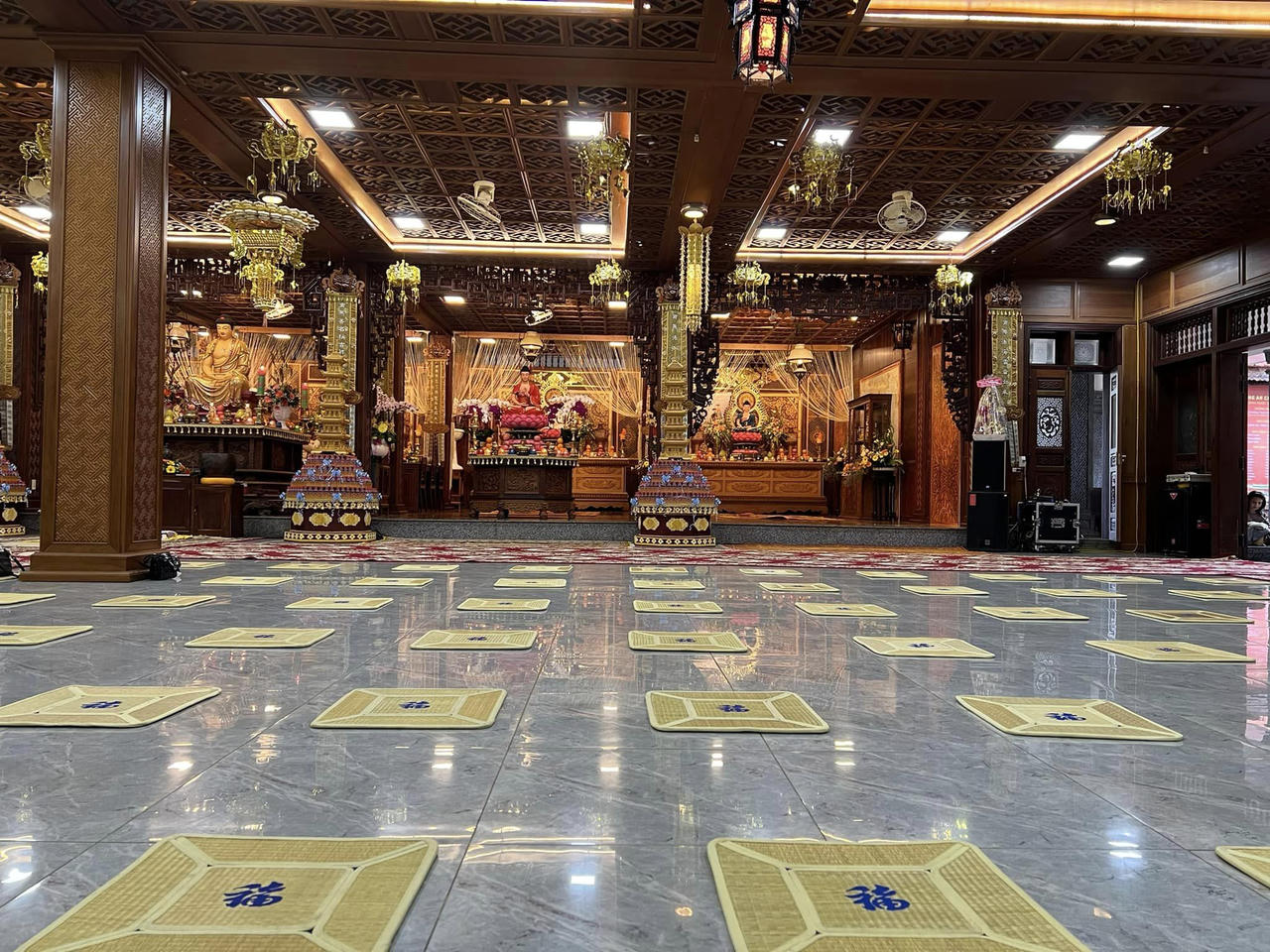 Chiêm ngưỡng Chùa Sắc Tứ Khải Đoan với vẻ đẹp cổ kính say đắm lòng người - Ngôi chùa được phong Sắc tứ cuối cùng ở Việt Nam