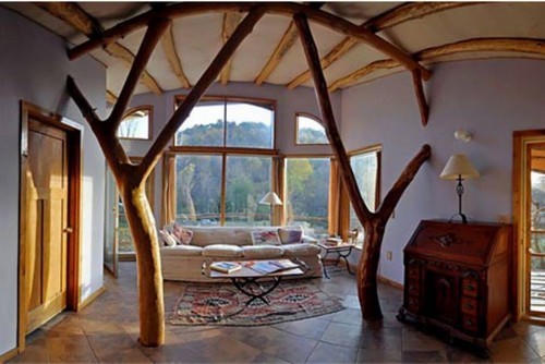 Ngôi nhà giống nhà của người lùn Hobbit được xây với giá chỉ khoảng 97 triệu đồng