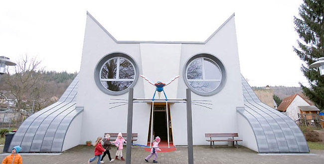 Kỳ lạ các công trình “đội lốt” động vật