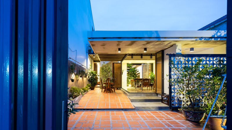 Chiêm ngưỡng ngôi nhà “nửa mái” đẹp mê mẩn