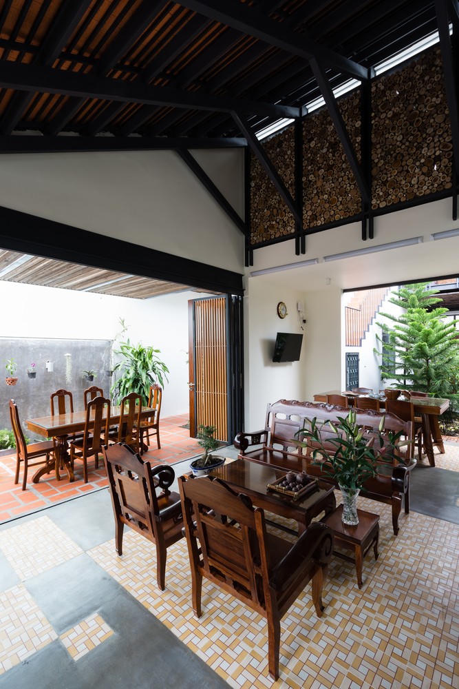 Chiêm ngưỡng ngôi nhà “nửa mái” đẹp mê mẩn