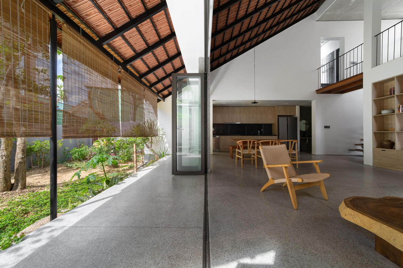 Tham quan ngôi nhà gạch mộc chống lũ độc đáo ở Hà Tĩnh 