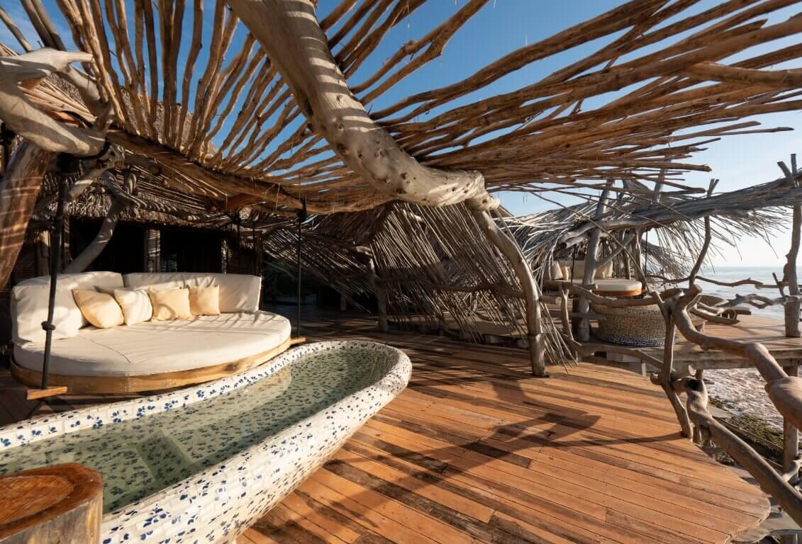 Khám phá khu nghỉ dưỡng trên cây độc đáo, chỉ dành cho du khách 18+