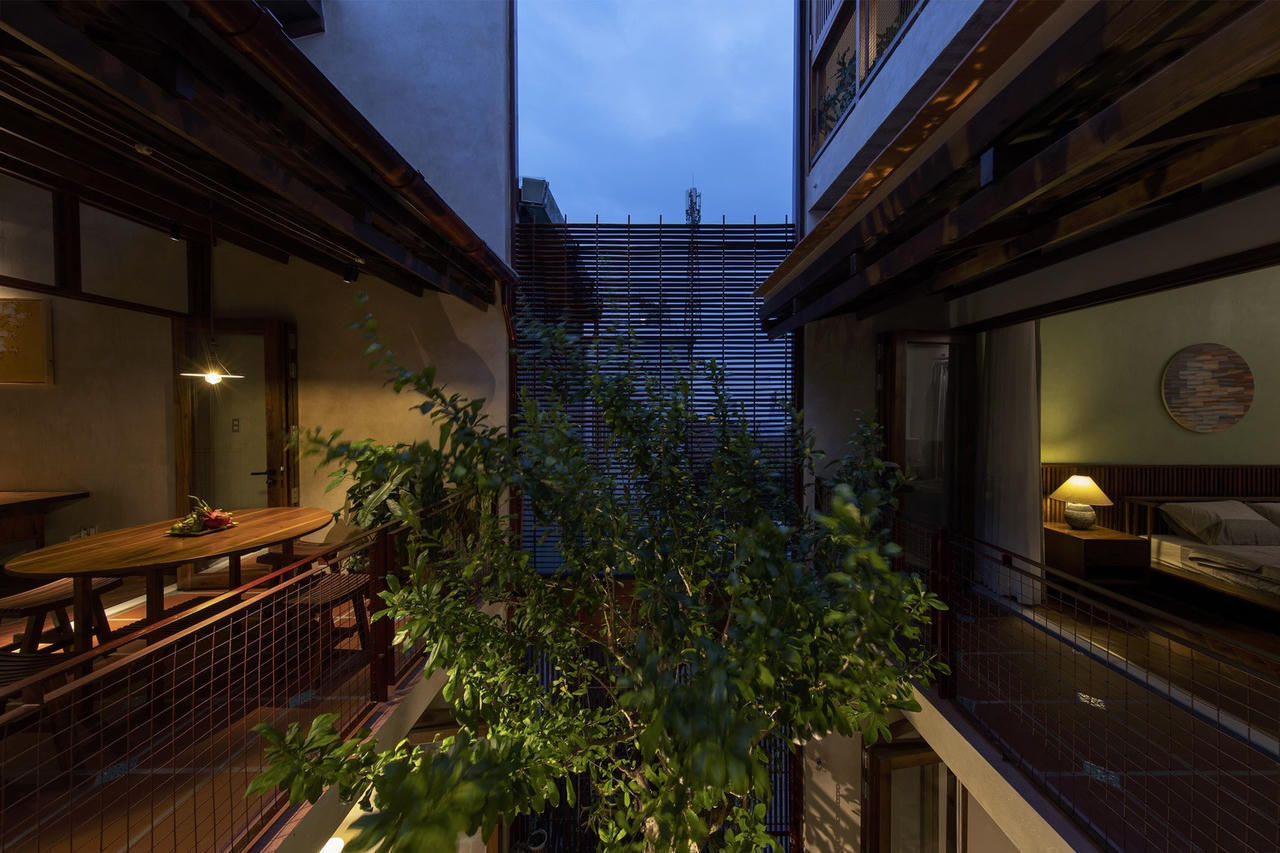 Chiêm ngưỡng ngôi nhà dùng gạch gốm thay mái đậm chất Nam Bộ tại Cần Thơ 