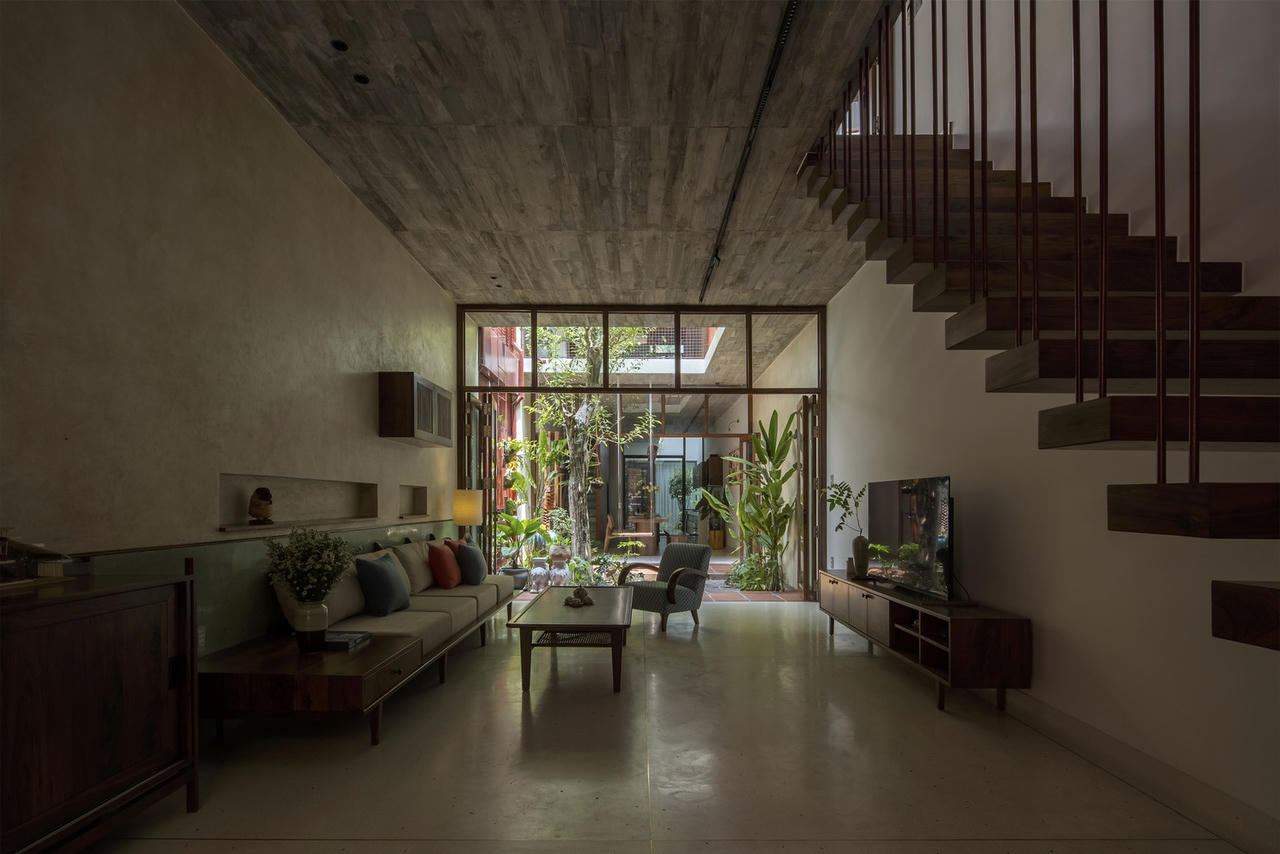 Chiêm ngưỡng ngôi nhà dùng gạch gốm thay mái đậm chất Nam Bộ tại Cần Thơ 