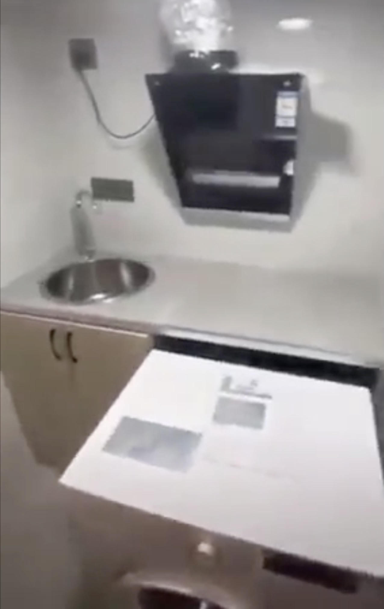 Ngạc nhiên căn hộ có diện tích chỉ 5m2 với giá thuê 230 USD/tháng (khoảng 5,4 triệu đồng) 