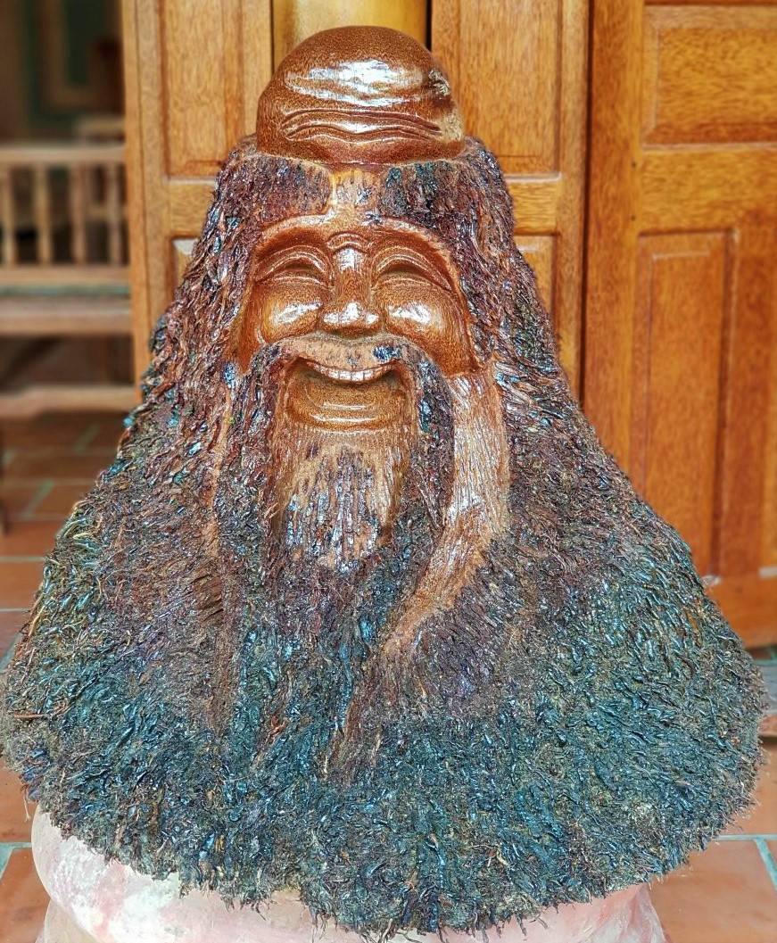 Ngôi nhà độc đáo trên cù lao An Bình được làm từ 4000 cây dừa 