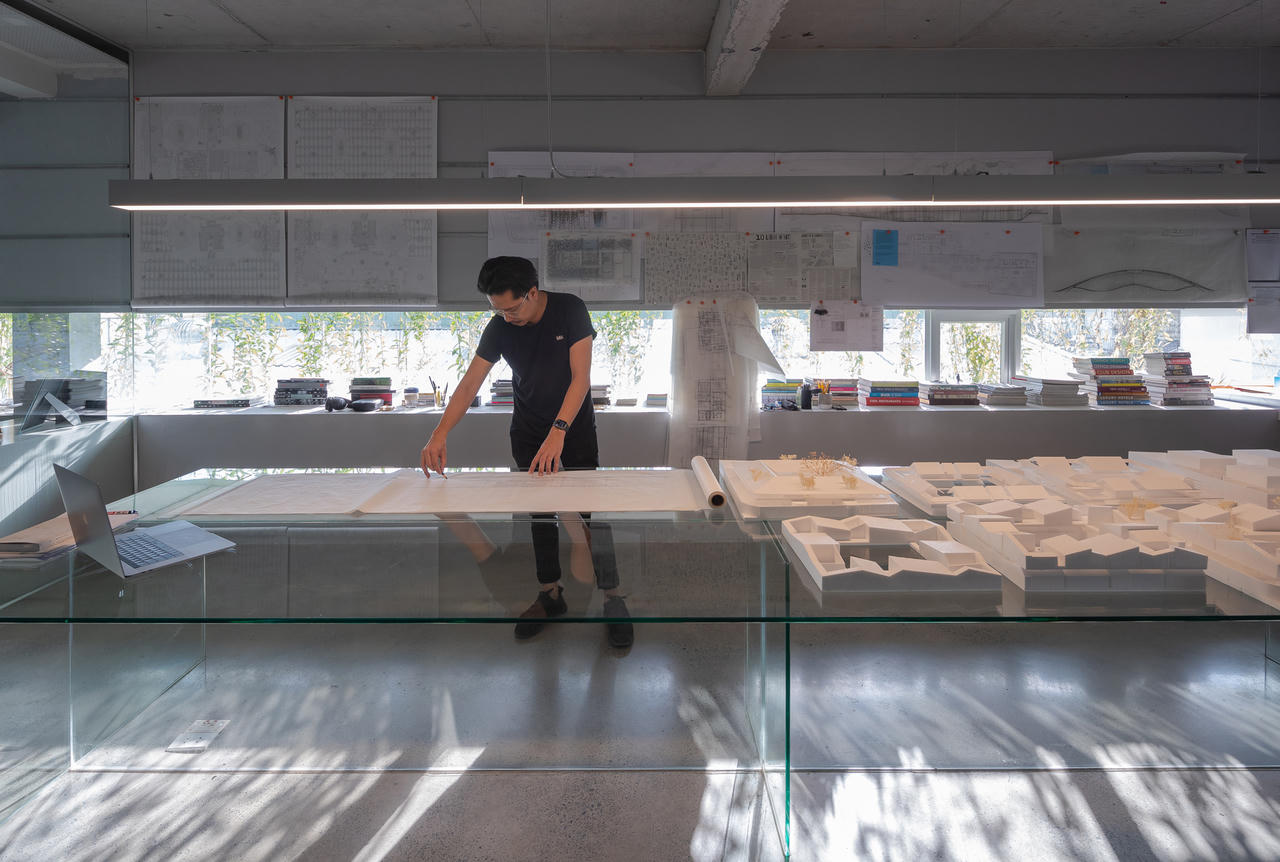 Mát mắt với căn nhà có 3 hàng tre xanh bao quanh ở TPHCM 