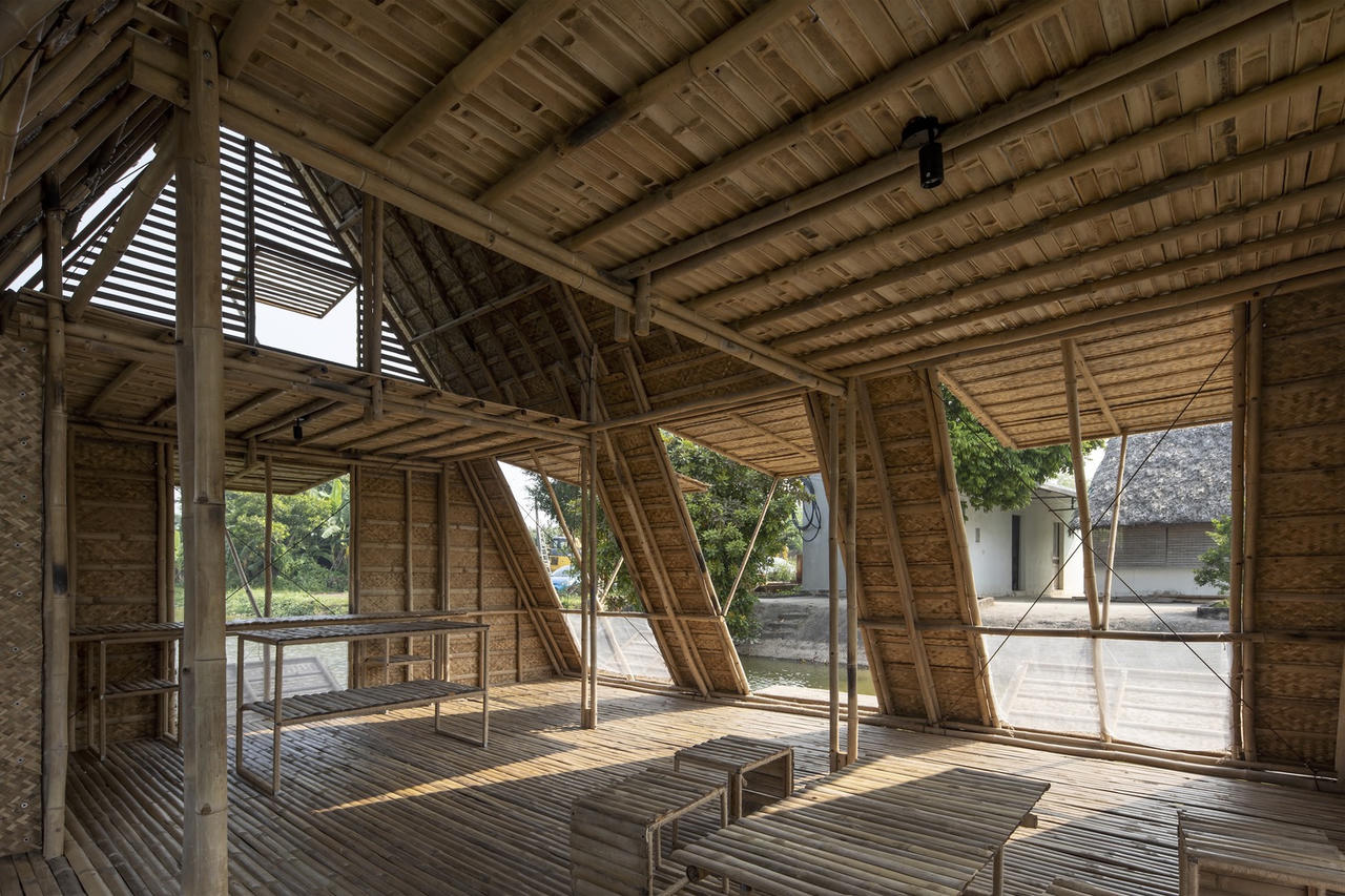 Tìm hiểu Nhà tre nổi (Floating Bamboo House)
