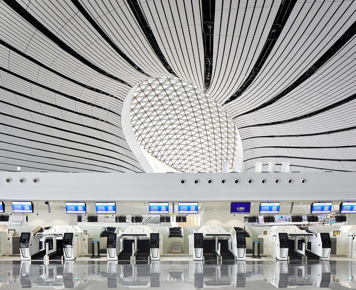 Khám phá sân bay lớn nhất thế giới ở Bắc Kinh, Trung Quốc