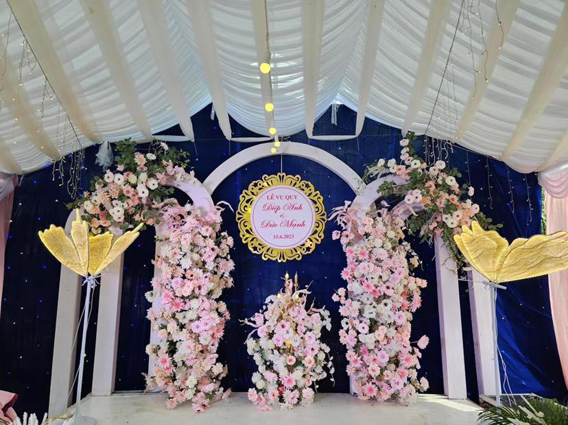 Đám cưới độc đáo của cô dâu xứ vải thiều Lục Ngạn