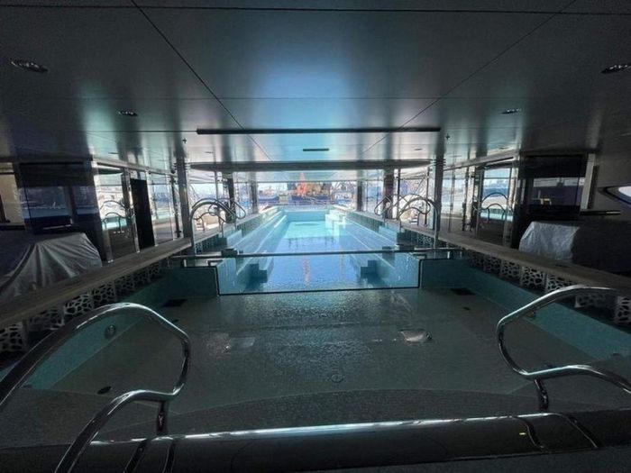 Chiêm ngưỡng siêu du thuyền trị giá 500 triệu USD của tỷ phú Nga 