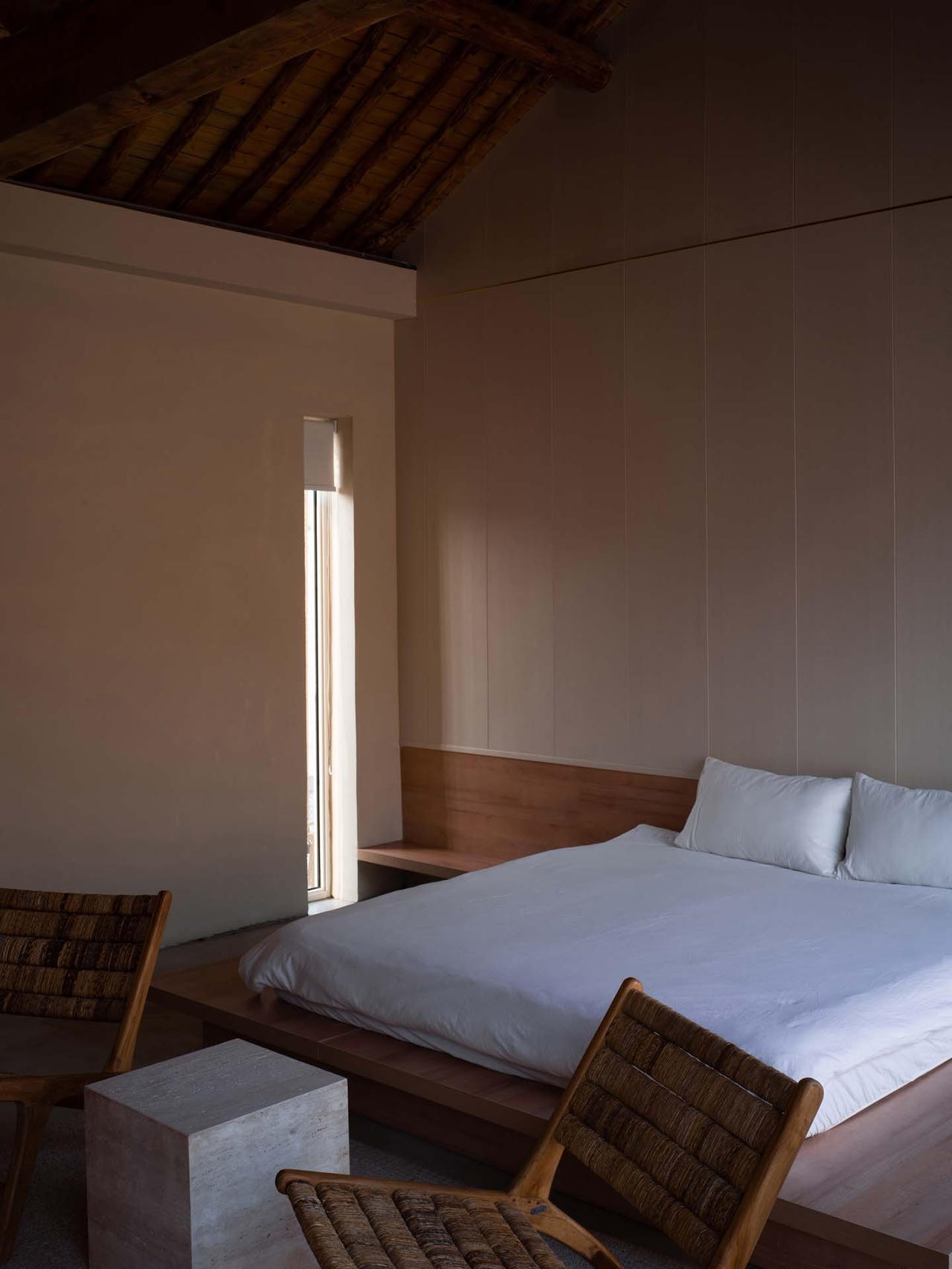 Ngôi trường tiểu học bỏ hoang lột xác thành khách sạn 