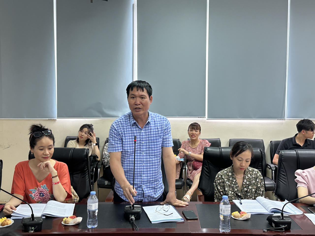 Chuyên gia bàn về nâng cao mối quan hệ giữa thực hành dân chủ, tăng cường pháp chế và bảo đảm kỷ cương xã hội 